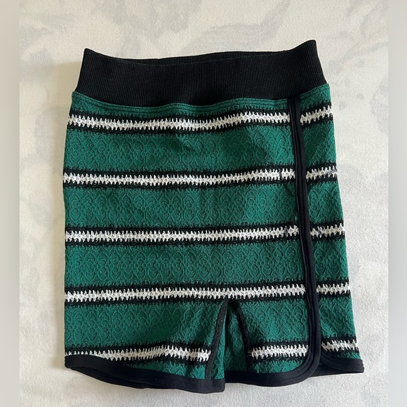 NEW FREE PEOPLE SET - Picture 13 of 13